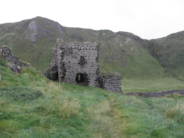 Kinbane Castle · Castle