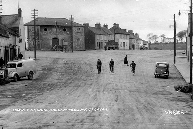 Baile Shéamais Dhuibh · Ballyjamesduff