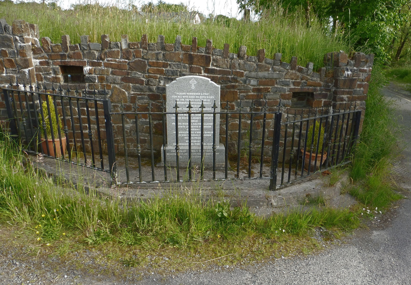 Knocknagoshel Civil War Memorial · Memorial Stone