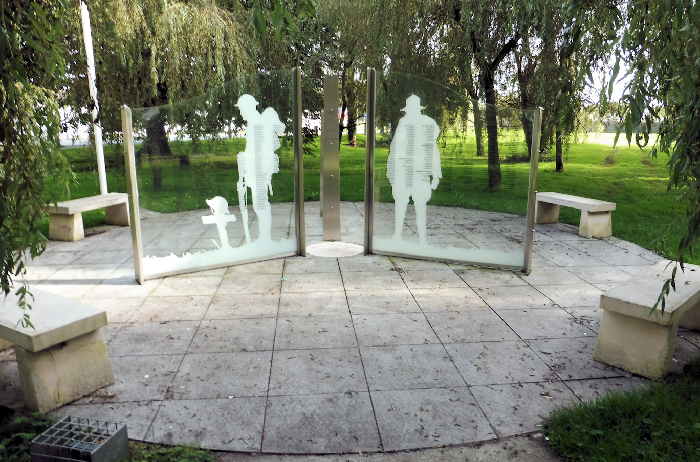 Irish Volunteers Memorial · Memorial Stone