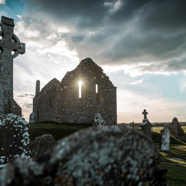 Clonmacnoise Monastic Site · Religious House