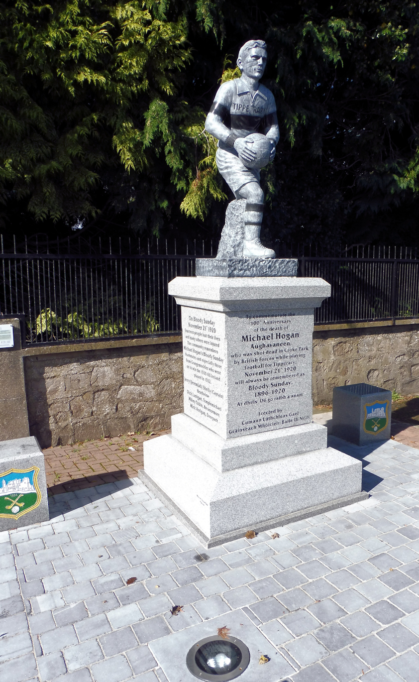 Hogan Memorial statue · Memorial Stone