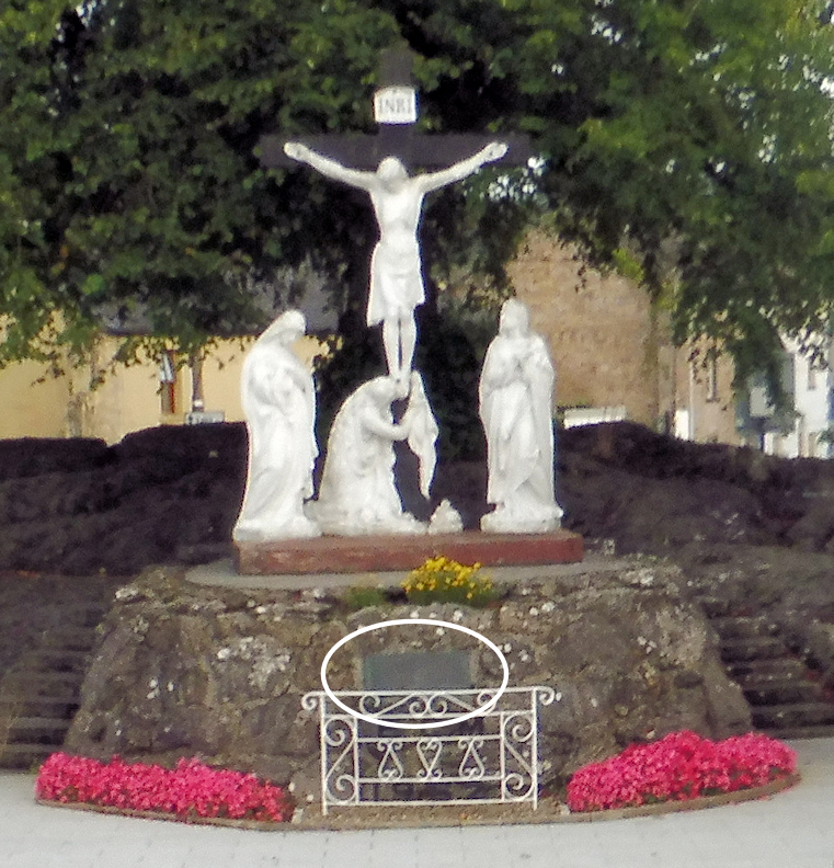 East Clare IRA & Cunann na mBan Memorial · Memorial Stone