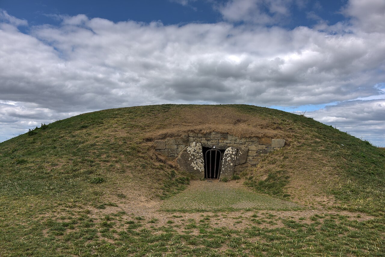 Mound of the Hostages · Megalithic Tomb   Passage Tomb