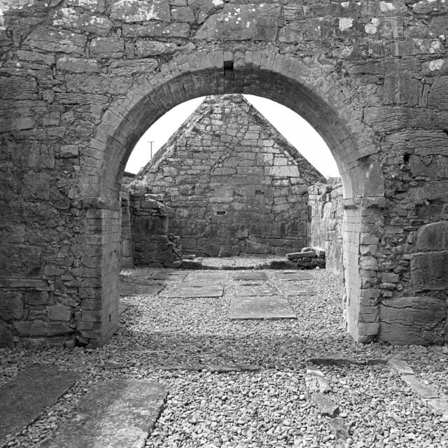 Na Seacht dTeampaill (The Seven Churches) · Church
