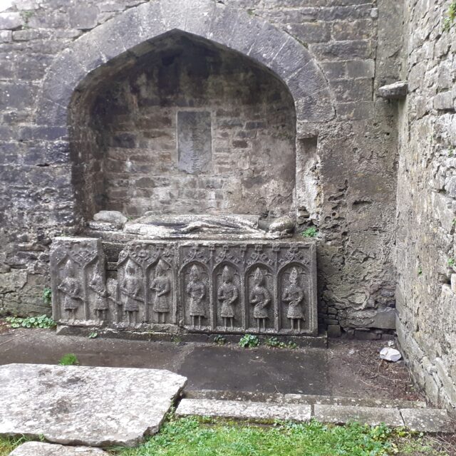 Roscommon Dominican Friary · Religious House