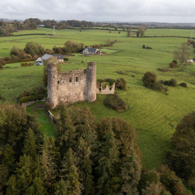 Dunmoe Castle · Castle