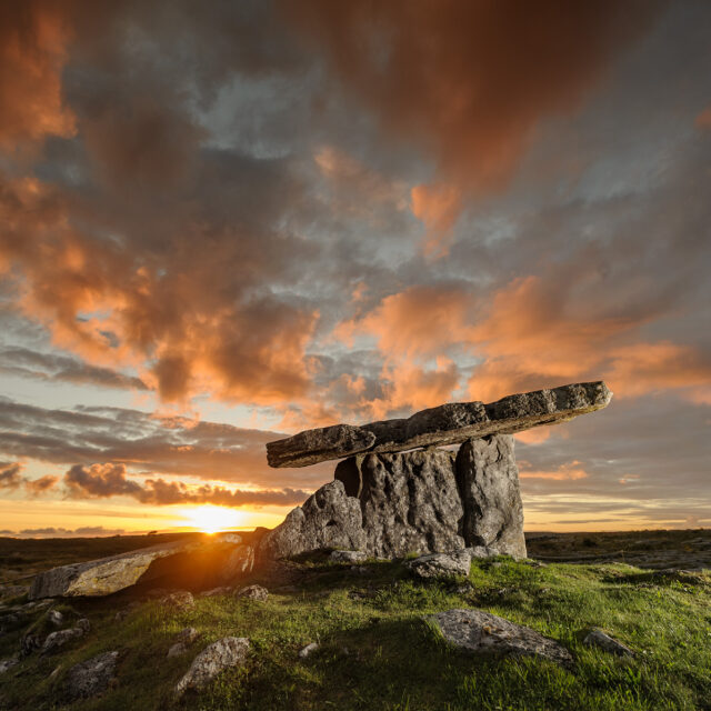 Poulnabrone Portal Tomb · Megalithic Tomb   Portal Tomb