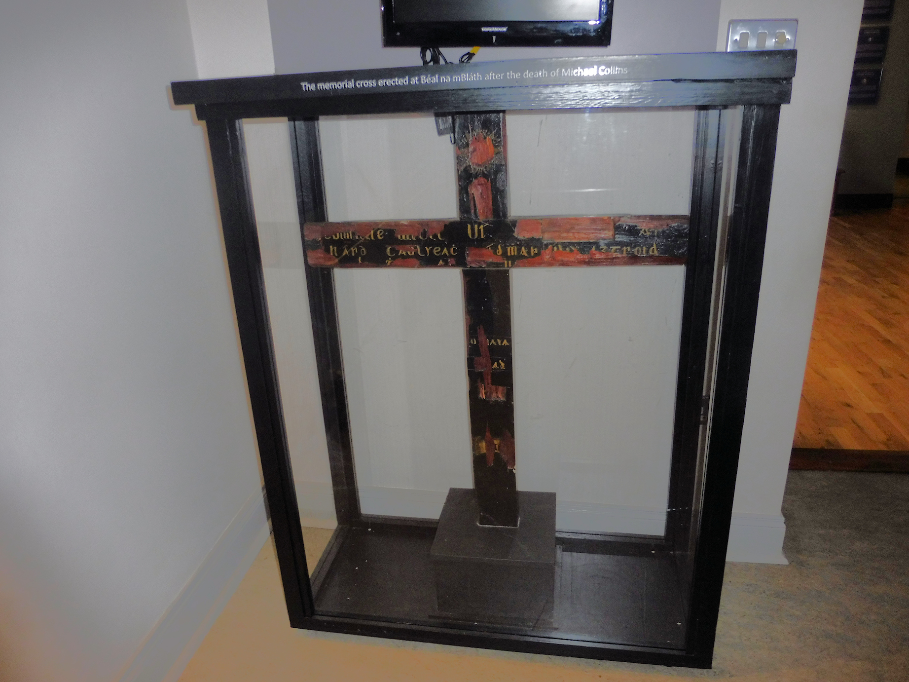 Collins Cross · Memorial Stone