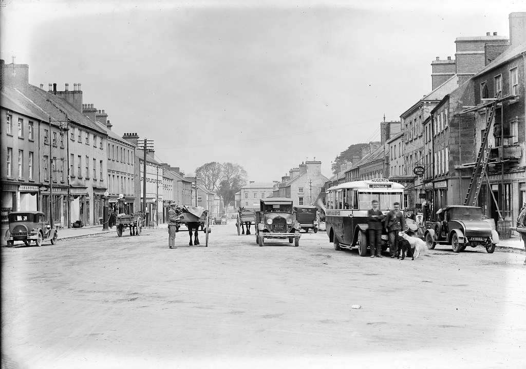 Carraig Mhachaire Rois · Carrickmacross