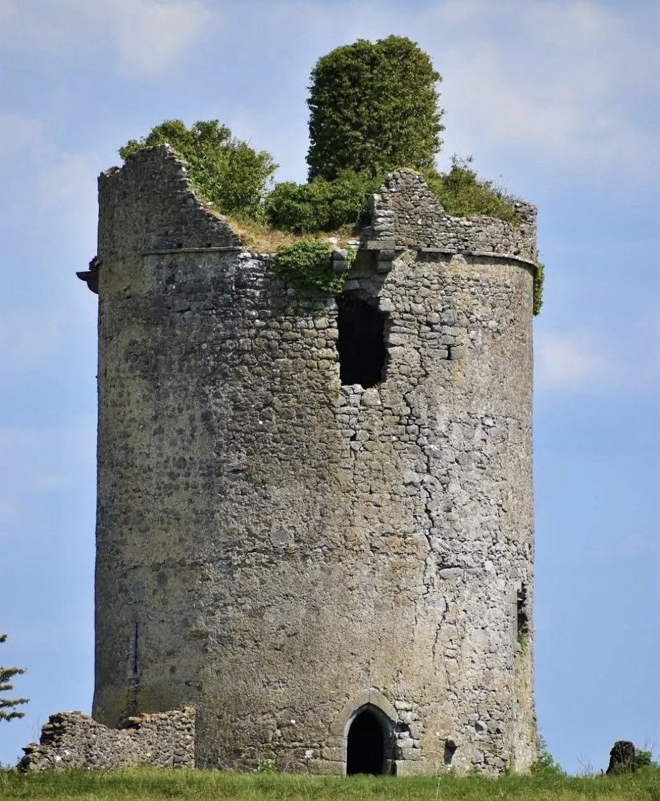Balief Castle · Castle