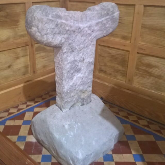 Tau Cross / Cross Inneenboy · Cross