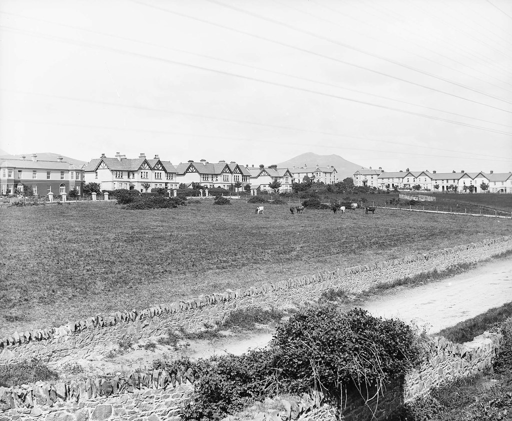 Na Clocha Liatha · Greystones