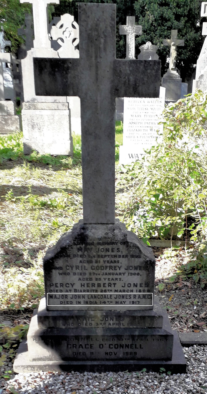 Jones Memorial · Memorial Stone
