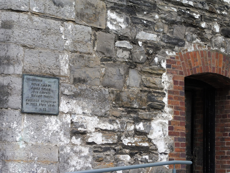 1922 Executions Memorial · Memorial Stone