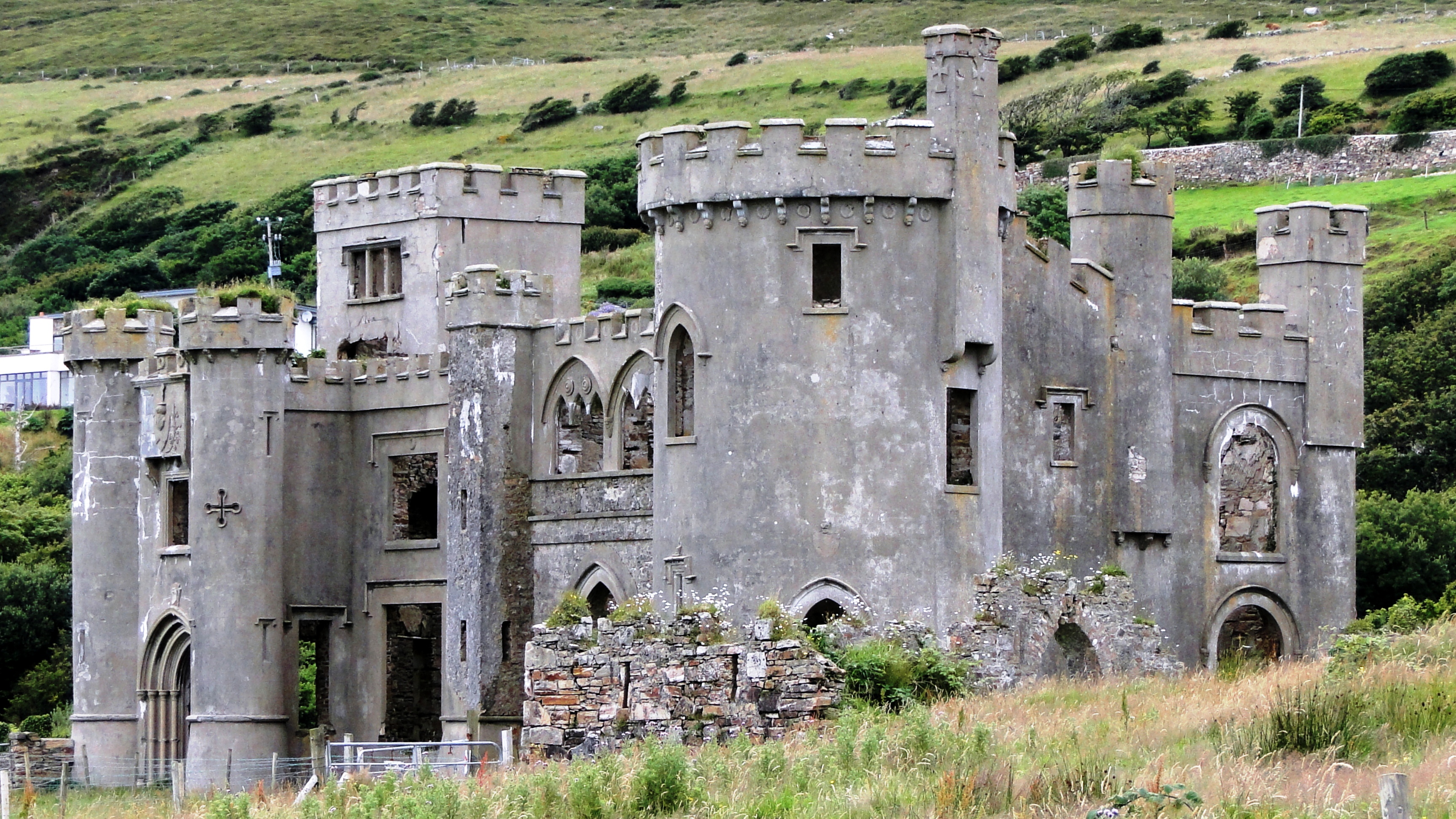Clifden Castle · Castle