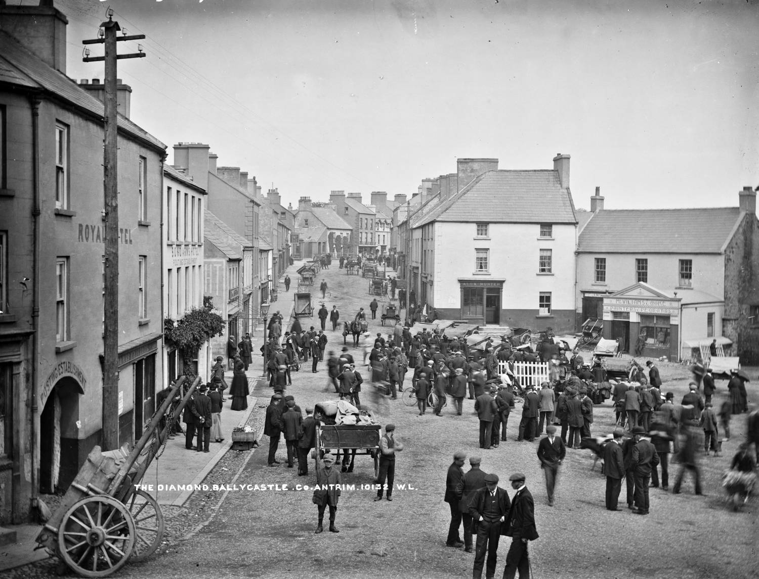 Baile an Chaistil · Ballycastle