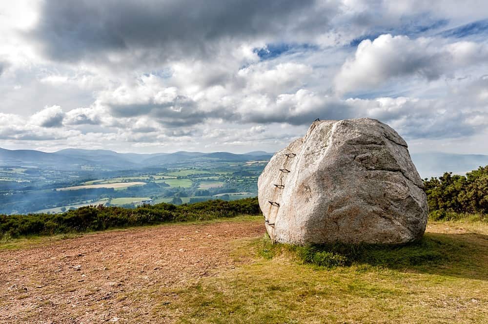 Mottee Stone · Standing Stone