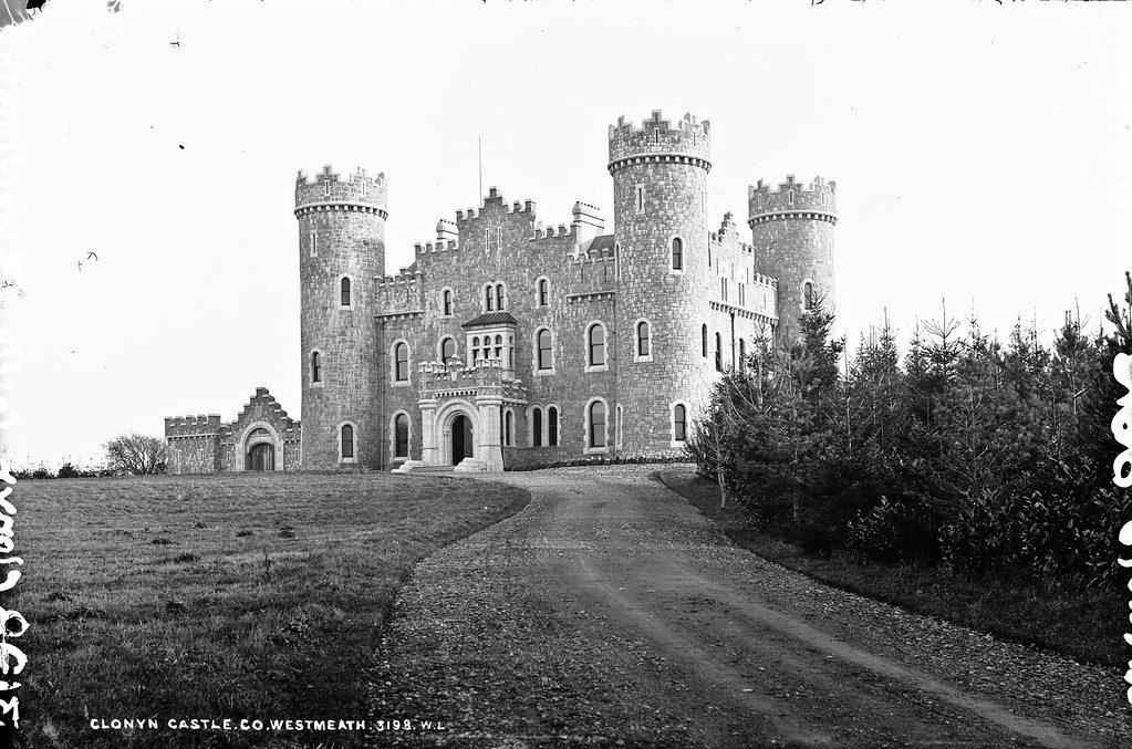 Clonyn Castle · Castle