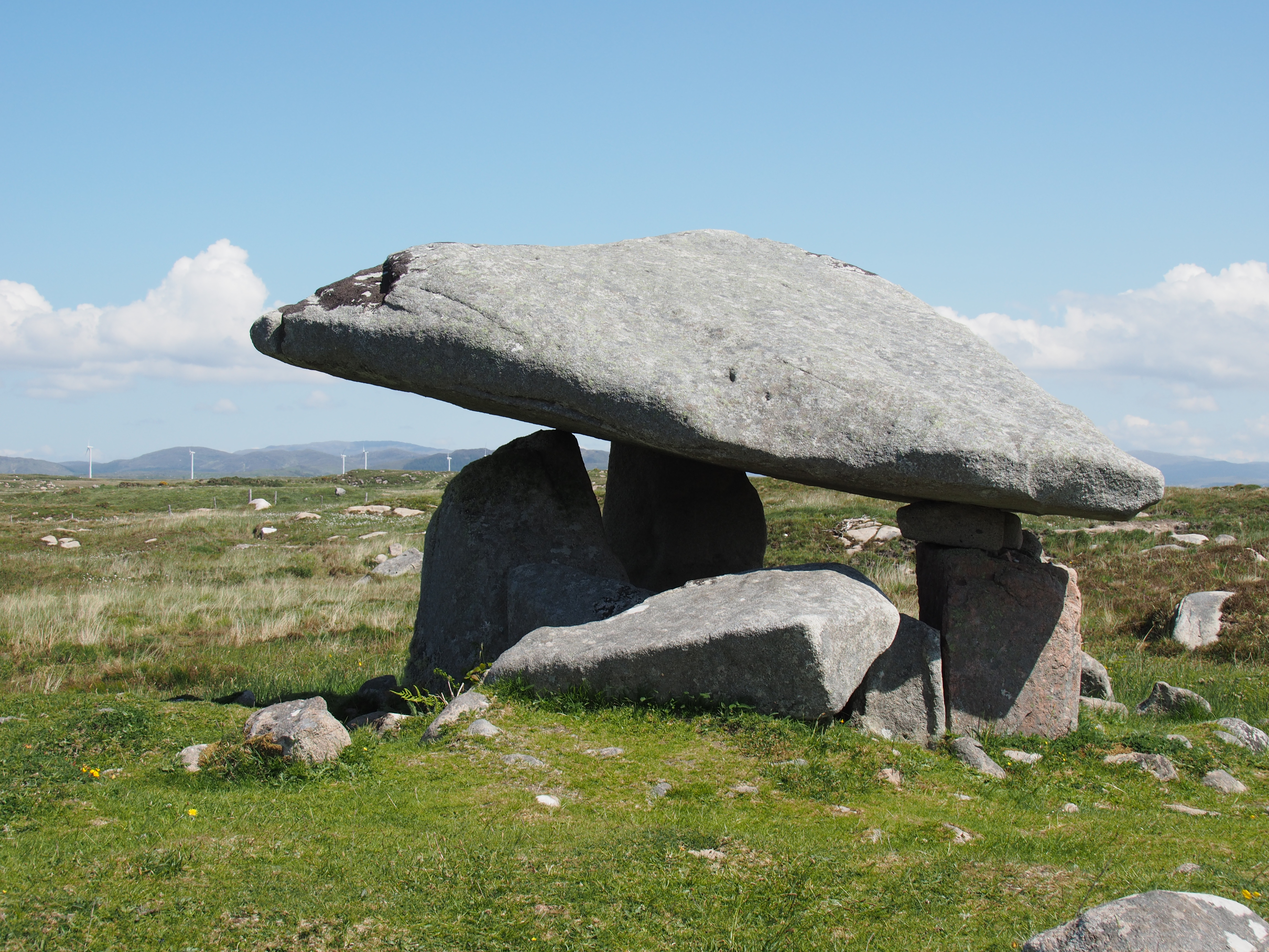 Kilclooney Dolmen · Megalithic Tomb   Unclassified