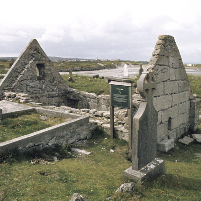 Teaghlach Éinne (Éanna’s Household) · House